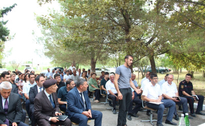 Ucar rayon İcra Hakimiyyəti Başçısı Mənsur Məmmədov 13 avqust 2025-ci il tarixdə Küçəkənd kəndində səyyar qəbul keçirmişdir