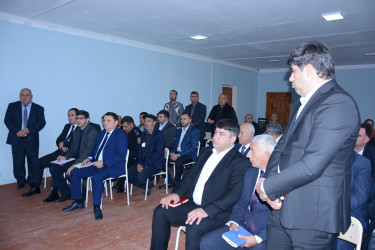 Ucar rayon İcra Hakimiyyəti Başçısı Mənsur Məmmədov 22 oktyabr 2025-ci il tarixdə Yuxarı Şilyan kəndində səyyar qəbul keçirib