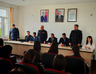 Ucar şəhər 5 nömrəli tam orta məktəbdə “Narkomaniyaya yox deyək”, “Erkən və qohumlararası nikahların mənfi nəticələri”, “Qız uşaqlarının təhsildən yayınmasının qarşısının alınması” və “Dini radikalizm” mövzularında maarifləndirici tədbir keçirilmişdir