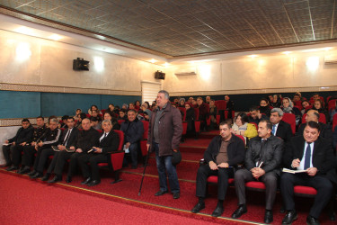 Ucar rayon İcra Hakimiyyəti Başçısı Mənsur Məmmədov 17 dekabr 2025-ci il tarixdə Qazıqumlaq kəndində səyyar qəbulu keçirilmişdir