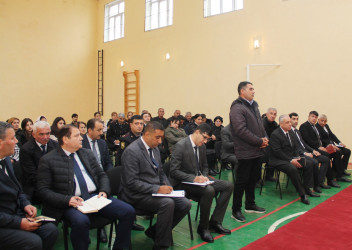 Ucar rayon İcra Hakimiyyəti Başçısı Mənsur Məmmədov 03 dekabr 2025-ci il tarixdə Pirkənd kəndində səyyar qəbul keçirmişdir