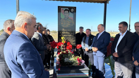 Ucar rayonunda Vətən müharibəsində şəhid olan Təbriz Bəkirovun ildönümü ilə əlaqədar məzarı ziyarət olundu