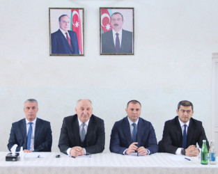 Ucar rayon İcra Hakimiyyəti Başçısı Mənsur Məmmədov 11 mart 2026-cı il tarixdə Müsüslü kəndində səyyar qəbul keçirib