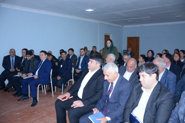 Ucar rayon İcra Hakimiyyəti Başçısı Mənsur Məmmədov 22 oktyabr 2025-ci il tarixdə Yuxarı Şilyan kəndində səyyar qəbul keçirib