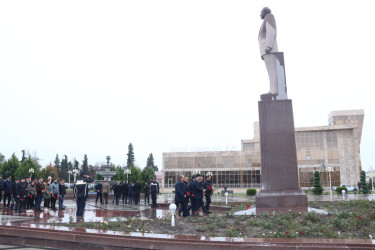 Ucar rayonunda Ümummilli Lider Heydər Əliyevin əziz xatirəsi ehtiramla yad edildi