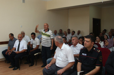 Ucar rayon İcra Hakimiyyəti Başçısı Mənsur Məmmədovun 03 sentyabr 2025-ci il tarixdə Xələc kəndində səyyarı qəbulu keçirilmişdir