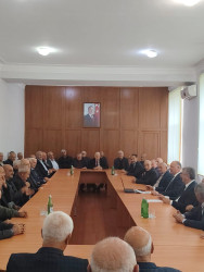 Ucar rayonunda ağsaqqallarla görüş keçirilib
