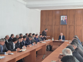 26 sentyabr 2025-ci il tarixdə Ucar Rayon İcra Hakimiyyəti Başçısı Mənsur Məmmədov müşavirə keçirdi