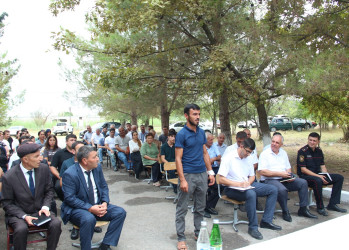 Ucar rayon İcra Hakimiyyəti Başçısı Mənsur Məmmədov 13 avqust 2025-ci il tarixdə Küçəkənd kəndində səyyar qəbul keçirmişdir