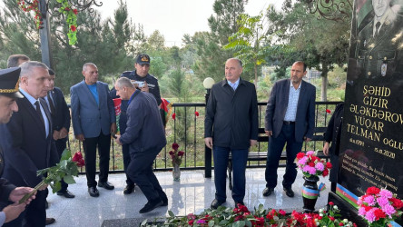 Ucar rayonunda Vətən müharibəsində şəhid olan Vüqar Ələkbərovun ildönümü ilə əlaqədar məzarı ziyarət olundu