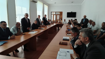 Azərbaycan Respublikası Prezidentinin 2026-cı il 25 may tarixli Sərəncamının icrasına dəstək olaraq Ucar rayonunda çəltikçiliyin inkişaf etdirilməsi ilə bağlı çəltik istehsalçılarının nümayəndələri tərəfindən çəltik istehsalçıları birliyinin təsis yığıncağı keçirilmişdir.