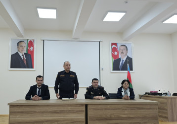 Ucar rayon Qazyan kənd 2 nömrəli tam orta ümumtəhsil məktəbində “Konstitusiya və Suverenlik İli”çərçivəsində “Ümummilli Lider Heydər Əliyev müstəqil Azərbaycan Konstitusiyasının müəllifidir” mövzusunda tədbir keçirilib