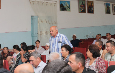 Ucar rayon İcra Hakimiyyəti Başçısı Mənsur Məmmədov 15 iyul 2026-cı il tarixdə Təzə Şilyan kəndində səyyar qəbul keçirib