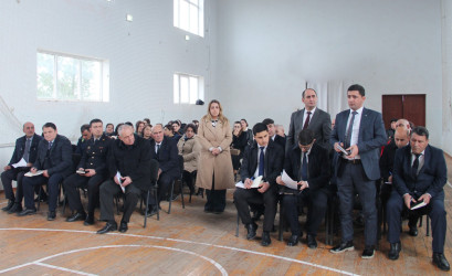 Ucar rayon İcra Hakimiyyəti Başçısı Mənsur Məmmədov 11 mart 2026-cı il tarixdə Müsüslü kəndində səyyar qəbul keçirib