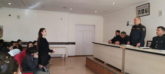 Ucar şəhəri 4 nömrəli tam orta ümumtəhsil məktəbində “Erkən nikah” və “Uşaq hüquqları” haqqında maarifləndirici tədbir keçirilmişdir