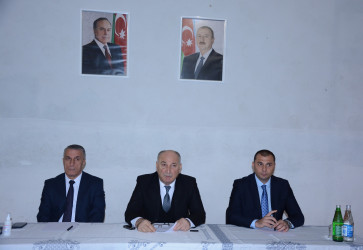 Ucar rayon İcra Hakimiyyəti Başçısı Mənsur Məmmədovun 10 dekabr 2025-ci il tarixdə Alpı kəndində səyyar qəbulu keçirilib