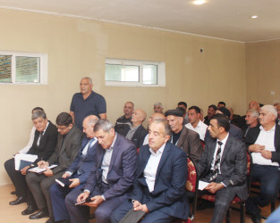 Ucar rayon İcra Hakimiyyəti Başçısı Mənsur Məmmədov 08 oktyabr 2025-ci il tarixdə Lək kəndində səyyar qəbul keçirib