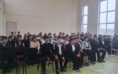 Ucar rayon Bərgüşad kənd 1 nömrəli tam orta ümumtəhsil məktəbində “Uşaq Hüquqları Aylığı” çərçivəsində “Qız uşaqların təhsildən yayınmaması” və “Övladlarımızı zərərli vərdişlərdən qoruyaq” mövzularında maarifləndirici tədbir keçirilmişdir.