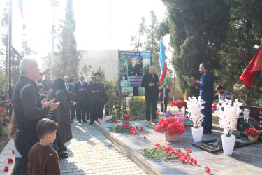 Ucar rayonunda Vətən müharibəsində şəhid olan Allahverdi Ələkbərovun ildönümü ilə əlaqədar məzarı ziyarət olundu