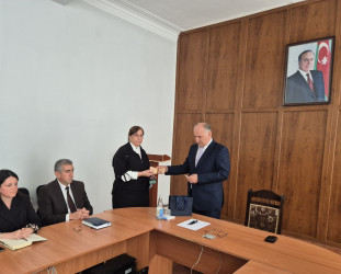 Ucar Rayon İcra Hakimiyyəti Başçısı Aparatının İctimai-siyasi və humanitar məsələlər şöbəsinin baş məsləhətçisi Əliyeva Gülşad Hüseyn  qızına “Tərəqqi” medalı təqdim edilmişdir