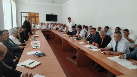Ucar rayonunda “Azərbaycan Respublikasında kənd təsərrüfatı, balıqçılıq və akvakultura məhsullarının istehsalı və emalı sahələrinin inkişafına dair 2026–2030-cu illər üçün Dövlət Proqramı”nın icrasından irəli gələn vəzifələr müzakirə olunub