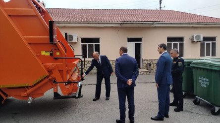 Ucar rayonunun təmizlik təsərrüfatının maddi-texniki bazası gücləndirilir