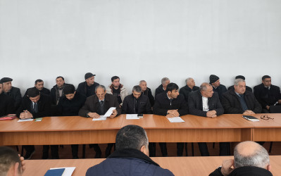 Aqrar sığortada 1000 manatlıq buğda 7,4 manatla qorunur - Ucar rayonunda fermerlərlə görüş keçirilib