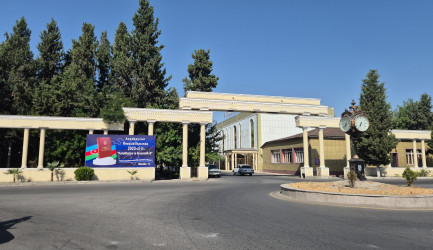 “Konstitusiya və Suverenlik İli” ilə bağlı Ucar rayonunda banner yerləşdirilmişdir