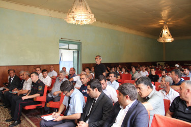 Ucar rayon İcra Hakimiyyəti Başçısı Mənsur Məmmədov 16 iyul 2025-ci il tarixdə Boyat kəndində səyyar qəbul keçirib