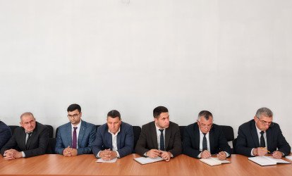 Ucar rayonunda Korrupsiyaya qarşı mübarizə üzrə rayon komissiyasının təşəbbüsü ilə “Korrupsiyaya qarşı mübarizənin gücləndirilməsinə dair 2022-2026-cı illər üçün Milli Fəaliyyət Planı üzrə Tədbirlər Planı”nda nəzərdə tutulmuş tədbirlərin icrası və qarşıda duran vəzifələrlə bağlı iclas keçirilmişdir