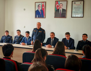 Ucar şəhər 5 nömrəli tam orta məktəbdə “Narkomaniyaya yox deyək”, “Erkən və qohumlararası nikahların mənfi nəticələri”, “Qız uşaqlarının təhsildən yayınmasının qarşısının alınması” və “Dini radikalizm” mövzularında maarifləndirici tədbir keçirilmişdir