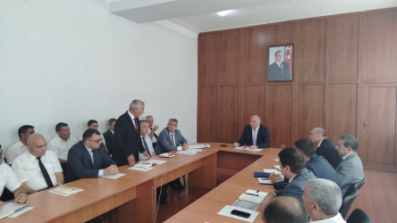 Ucar rayonunda “Azərbaycan Respublikasında kənd təsərrüfatı, balıqçılıq və akvakultura məhsullarının istehsalı və emalı sahələrinin inkişafına dair 2026–2030-cu illər üçün Dövlət Proqramı”nın icrasından irəli gələn vəzifələr müzakirə olunub
