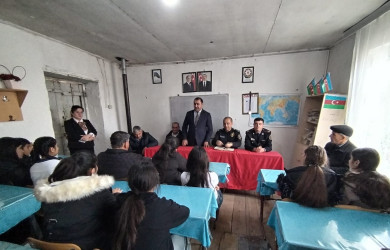 Ucar rayonu, Qaracallı kəndində “Narkomaniyaya yox deyək”, “Erkən və qohumlar arası nikahların mənfi nəticələri”, “Uşaqların zərərli informasiyalardan qorunması” və “Dini radikalizm” mövzularında maarifləndirici tədbir keçirilmişdir