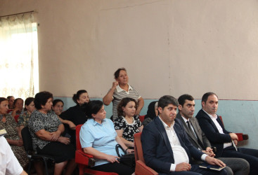 Ucar rayon İcra Hakimiyyəti Başçısı Mənsur Məmmədovun 10 sentyabr 2025-ci il tarixində Əlikənd kəndində səyyarı qəbulu keçirilib