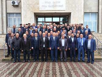 Ucar rayonunda ağsaqqallarla görüş keçirilib