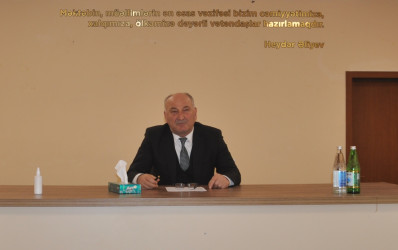 Ucar rayon İcra Hakimiyyəti Başçısı Mənsur Məmmədov 06 mart 2026-cı il tarixdə Qarabörk kəndində səyyar qəbul keçirib