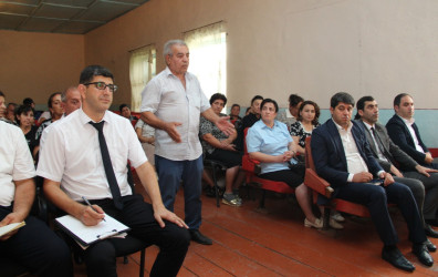 Ucar rayon İcra Hakimiyyəti Başçısı Mənsur Məmmədovun 10 sentyabr 2025-ci il tarixində Əlikənd kəndində səyyarı qəbulu keçirilib