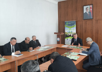 Aqrar sığortada 1000 manatlıq buğda 7,4 manatla qorunur - Ucar rayonunda fermerlərlə görüş keçirilib