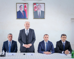 Ucar rayon İcra Hakimiyyəti Başçısı Mənsur Məmmədov 11 mart 2026-cı il tarixdə Müsüslü kəndində səyyar qəbul keçirib