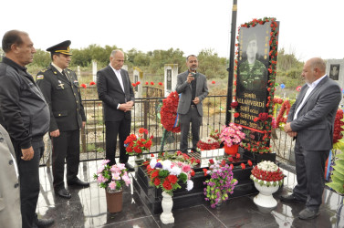 Ucar rayonunun Bağban kəndində Allahverdi Səfiyevin şəhid olmasının ildönümü ilə əlaqədar məzarı ziyarət olundu