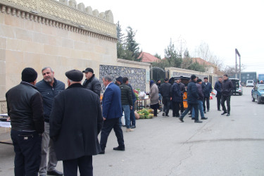 31 Dekabr - Dünya Azərbaycanlılarının Həmrəyliyi Günü və Yeni il ərəfəsində Ucar rayonunda kənd təsərrüfatı və ərzaq məhsullarının satış yarmarkası təşkil olunub