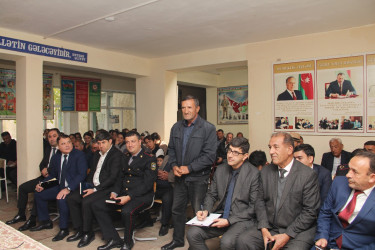 Ucar rayon İcra Hakimiyyəti Başçısı Mənsur Məmmədov 05 noyabr 2025-ci il tarixdə Bağban kəndində səyyar qəbul keçirib