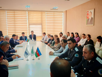 Ucar rayonunda İnsan hüquqları aylığı çərçivəsində “Əcnəbi və vətəndaşlığı olmayan şəxslərin hüquq və vəzifələri” mövzusunda maarifləndirici tədbir keçirilmişdir