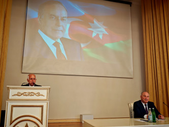 Ucar rayonunda Ümummilli Lider Heydər Əliyevin anadan olmasının 102-ci ildönümü ilə əlaqədar tədbir keçirilmişdir
