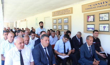 Ucar rayon İcra Hakimiyyəti Başçısı Mənsur Məmmədov 19 iyun 2025-ci il tarixdə Ənvər Məmmədxanlı kəndində səyyar qəbul keçirib