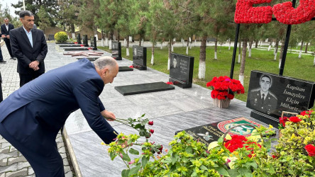 Ucar rayonunda Vətən müharibəsində şəhid olan Elçin İsmayılovun ildönümü ilə əlaqədar məzarı ziyarət olundu