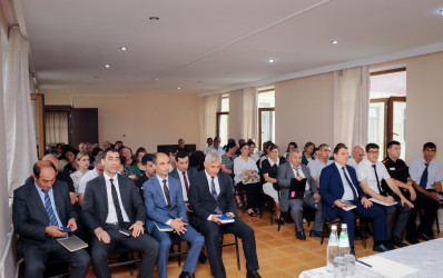 Ucar rayon İcra Hakimiyyəti Başçısı Mənsur Məmmədov 24 iyun 2026-cı il tarixdə Çiyni kəndində səyyar qəbul keçirib