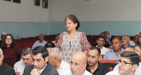 Ucar rayon İcra Hakimiyyəti Başçısı Mənsur Məmmədov 15 iyul 2026-cı il tarixdə Təzə Şilyan kəndində səyyar qəbul keçirib