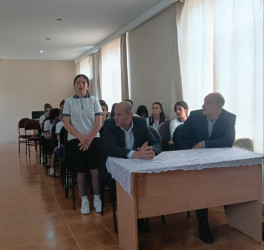 Ucar rayonu Çiyni kənd tam orta ümumtəhsil məktəbində “Narkomaniyaya yox deyək”, “Erkən və qohumlararası nikahların mənfi nəticələri” və “Məişət zorakılığının qarşısının alınması” mövzularında maarifləndirici tədbir keçirilmişdir