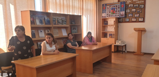 Ucar Rayon İcra Hakimiyyətinin təşkilatçılığı ilə Mərkəzi Aran Regional Mədəniyyət İdarəsinin Ucar Rayon Mərkəzləşdirilmiş Kitabxana Sisteminin inzibati binasında "Çətin həyat şəraitinə düşmə riski olan ailələrdə böyüyən uşaqlarla aparılan işin təkmilləşdirilməsi" mövzusunda maarifləndirici tədbir keçirilib